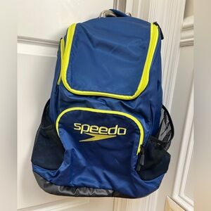 Speedo Blue Large Athletic 35L Backpack Swim Gym Water Resistant Base Media Slot